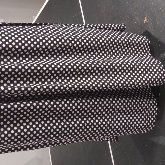 Black and White Polka Dot Sleeveless Dress Size M - Picture 4 of 9